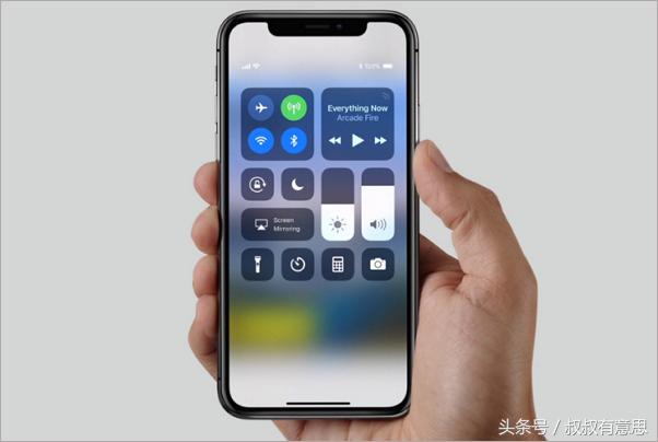 從iPhone X到華為Mate 10，全面屏手機值得買嗎？